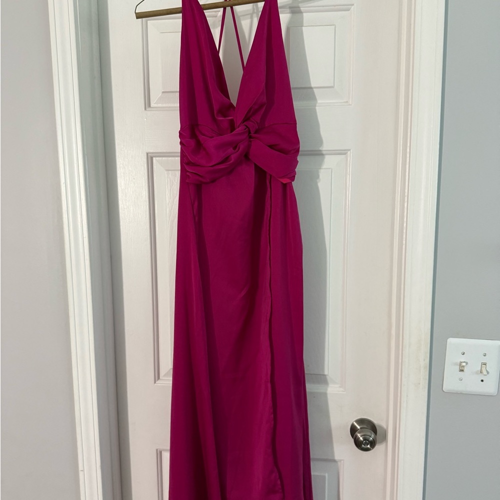 Chic Fuchsia Backless Dress